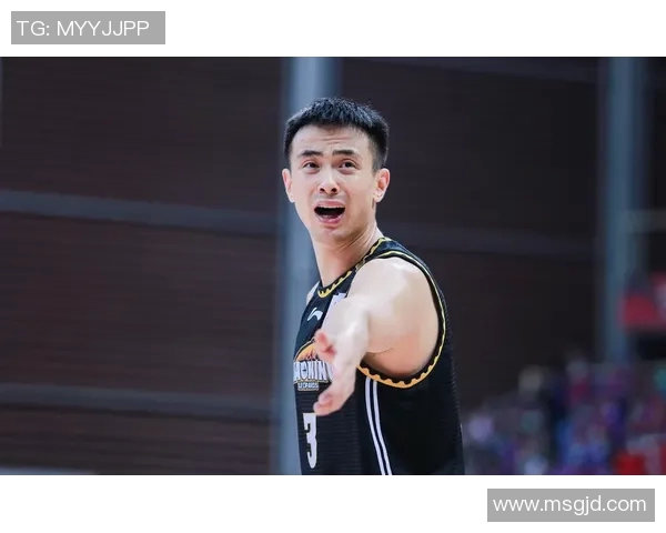 广州篮球队节奏变革引发热议球迷期待新战术带来的精彩表现