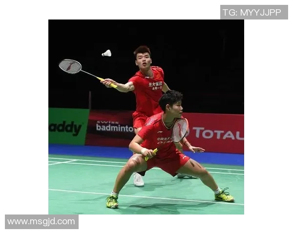 重庆羽毛球队反击战术深度解析与训练背后的故事 重庆羽毛球队反击战术深度解析与训练背后的故事